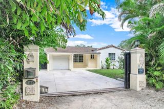 5781 SW 25th St, Miami, FL 33155