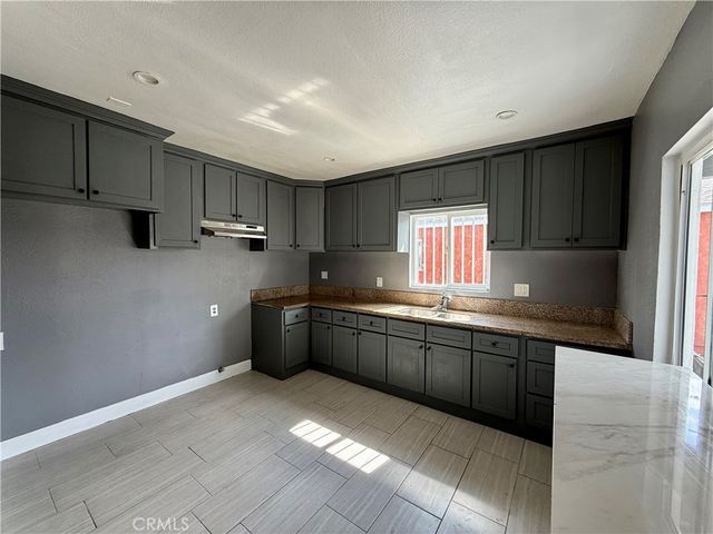1359 E 108th, Los Angeles, CA 90059