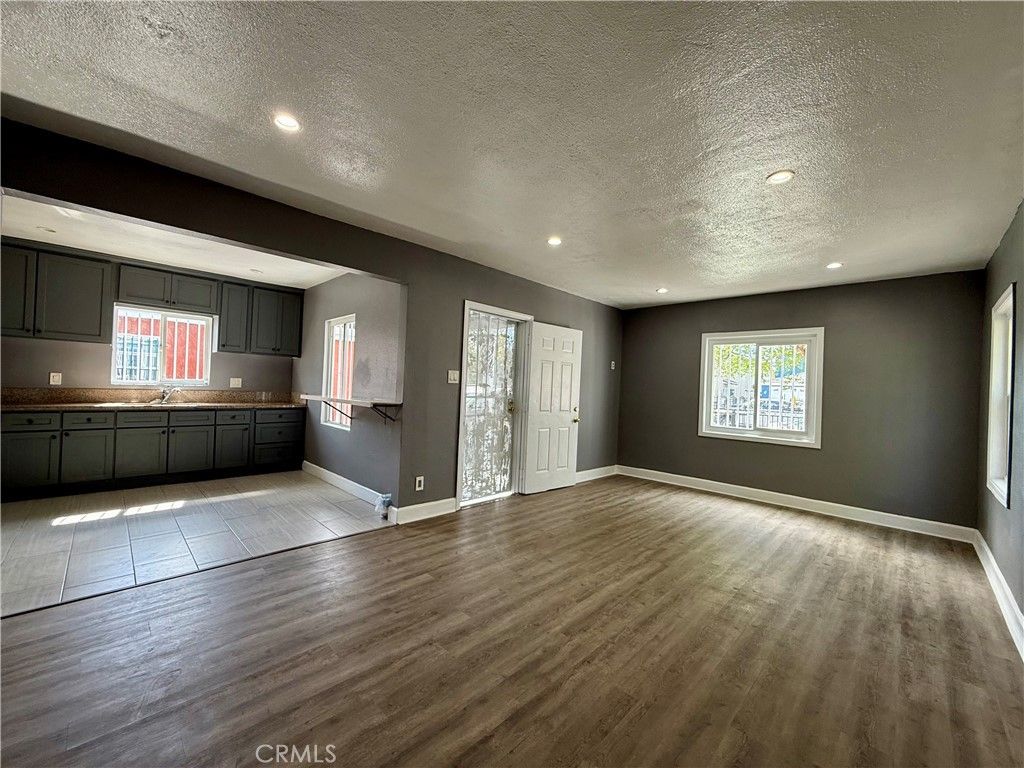 1359 E 108th, Los Angeles, CA 90059