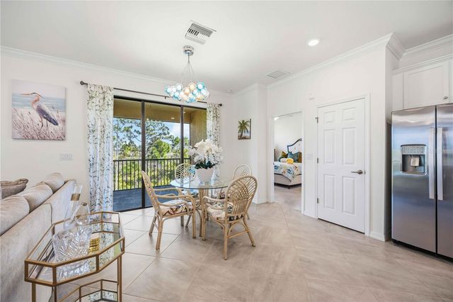 10039 CROOKED CREEK DRIVE 201, Venice, FL 34293