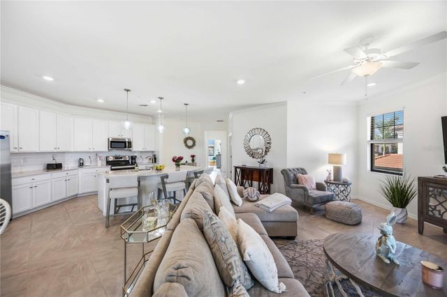 10039 CROOKED CREEK DRIVE 201, Venice, FL 34293