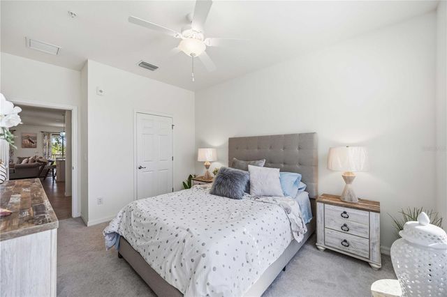 10039 CROOKED CREEK DRIVE 201, Venice, FL 34293