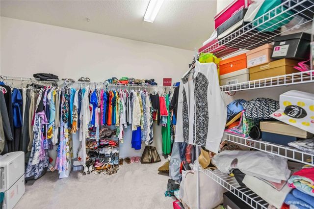 10039 CROOKED CREEK DRIVE 201, Venice, FL 34293