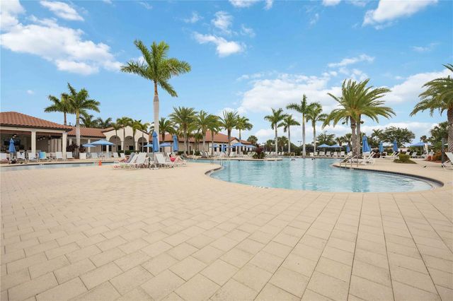 10039 CROOKED CREEK DRIVE 201, Venice, FL 34293