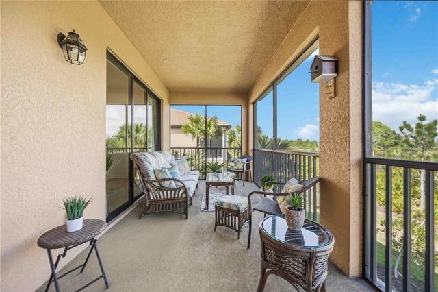 10039 CROOKED CREEK DRIVE 201, Venice, FL 34293