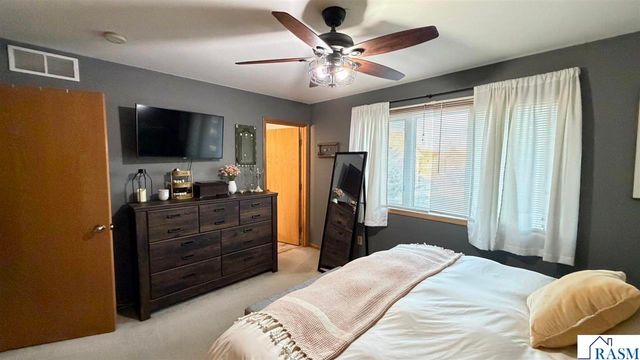 105 Swan Lane, Mankato, MN 56001