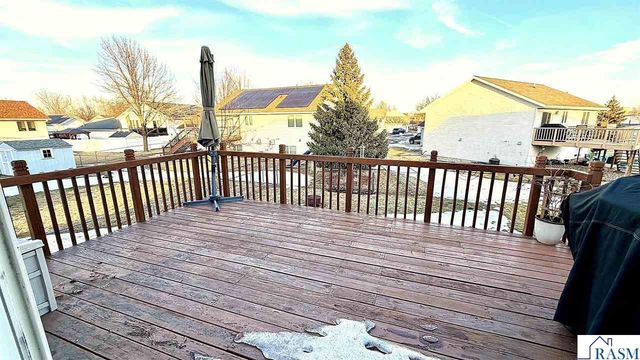 105 Swan Lane, Mankato, MN 56001