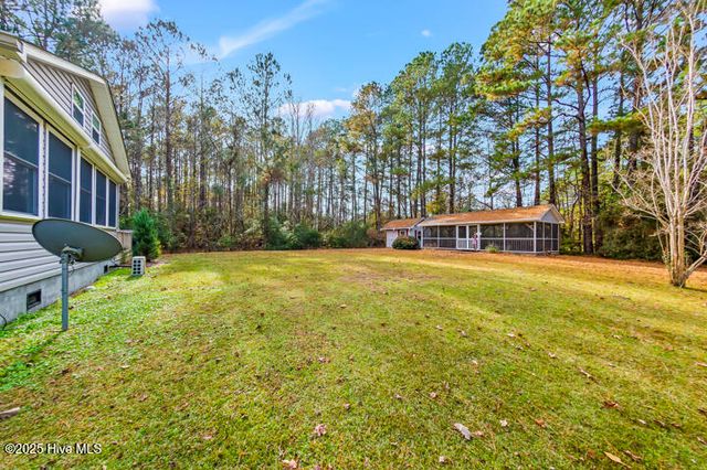 9314 Doris Drive, Oriental, NC 28571