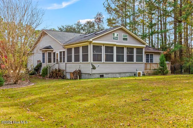 9314 Doris Drive, Oriental, NC 28571