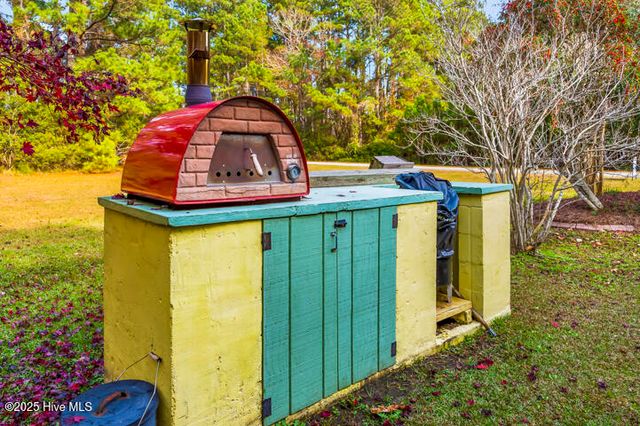 9314 Doris Drive, Oriental, NC 28571