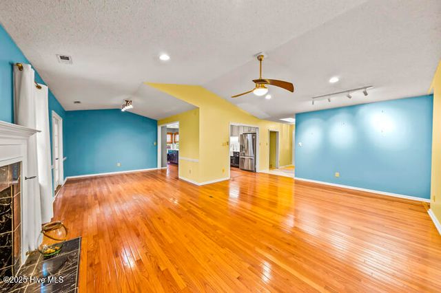 9314 Doris Drive, Oriental, NC 28571