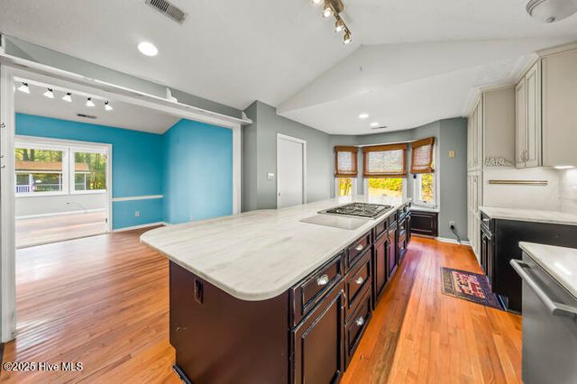 9314 Doris Drive, Oriental, NC 28571