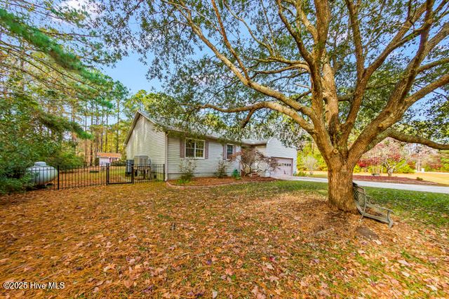 9314 Doris Drive, Oriental, NC 28571