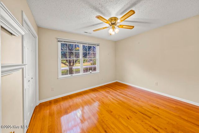 9314 Doris Drive, Oriental, NC 28571