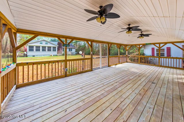 9314 Doris Drive, Oriental, NC 28571