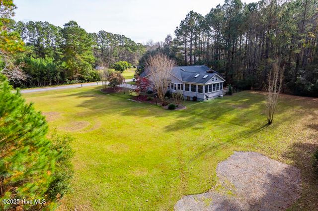 9314 Doris Drive, Oriental, NC 28571