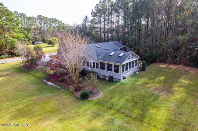 9314 Doris Drive, Oriental, NC 28571