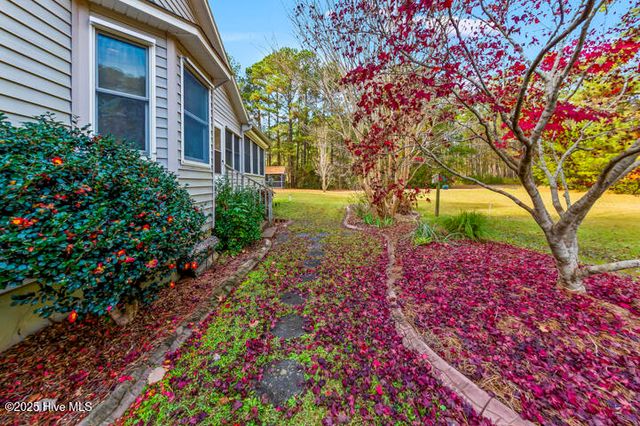 9314 Doris Drive, Oriental, NC 28571