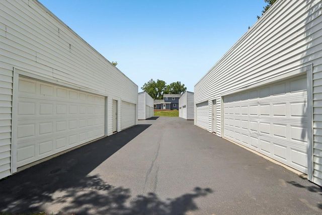 10780 S 92nd STREET, Franklin, WI 53132