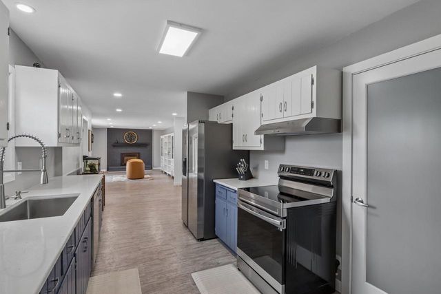 10780 S 92nd STREET, Franklin, WI 53132