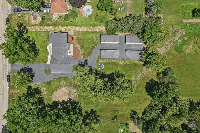 10780 S 92nd STREET, Franklin, WI 53132