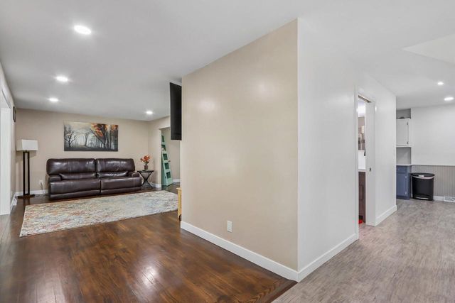10780 S 92nd STREET, Franklin, WI 53132
