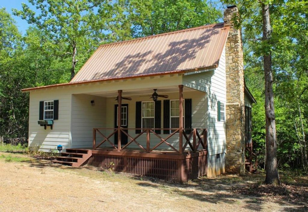 370 CR 321 RD, Iuka, MS 38852