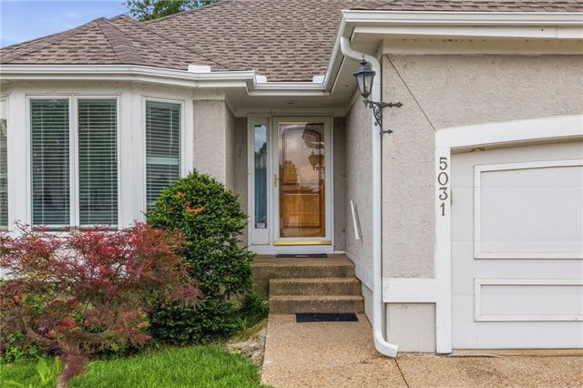 5031 W 120th Place, Overland Park, KS 66209