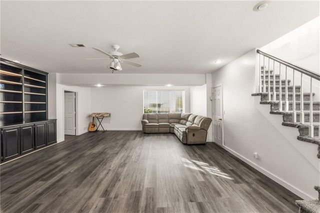 5031 W 120th Place, Overland Park, KS 66209