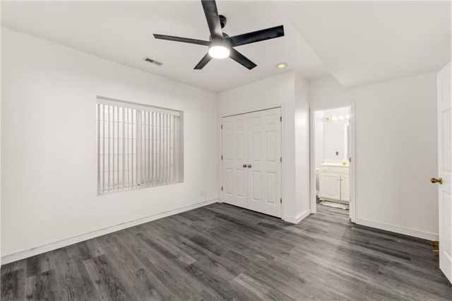 5031 W 120th Place, Overland Park, KS 66209