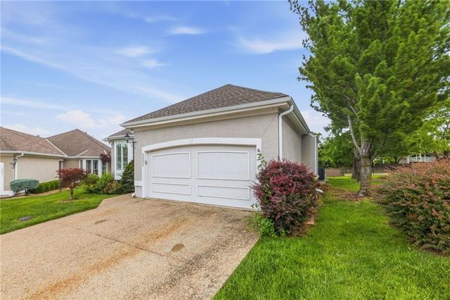 5031 W 120th Place, Overland Park, KS 66209