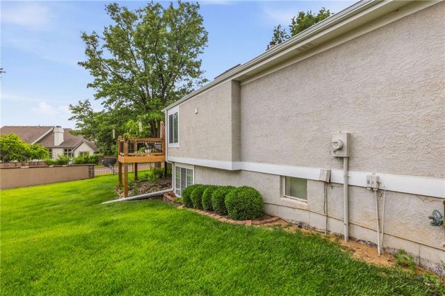 5031 W 120th Place, Overland Park, KS 66209