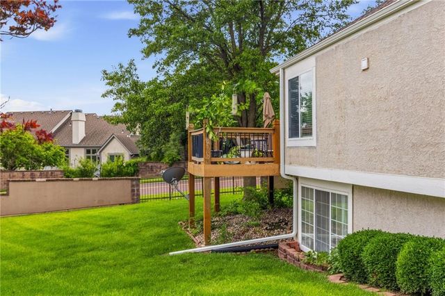 5031 W 120th Place, Overland Park, KS 66209