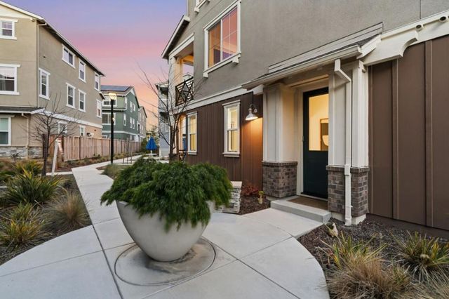 37380 Watersail Way, Newark, CA 94560