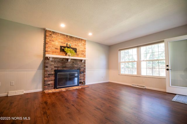 4726 Sutton Place, Toledo, OH 43623