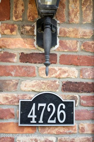 4726 Sutton Place, Toledo, OH 43623