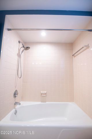 4726 Sutton Place, Toledo, OH 43623