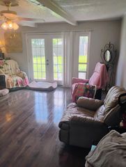 200 Brownwood Drive, Baytown, TX 77520