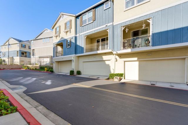 6914 Geyserville Street, Dublin, CA 94568