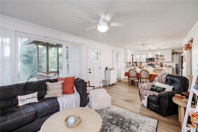 316 Church Road, Easley, SC 29640