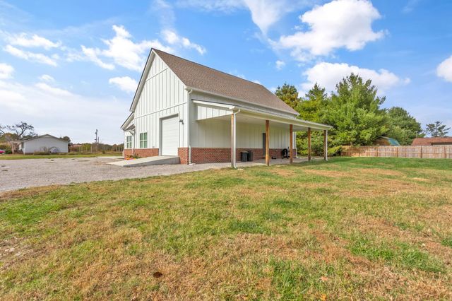 1180 Snell Rd, Lewisburg, TN 37091