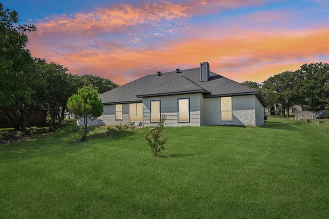 4801 W Wedgefield Road, Granbury, TX 76049