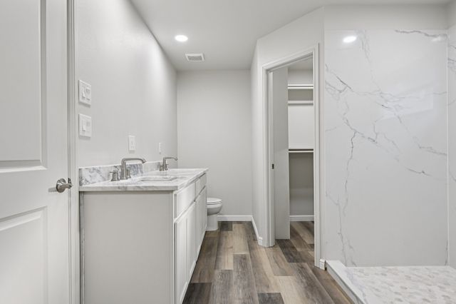 4801 W Wedgefield Road, Granbury, TX 76049