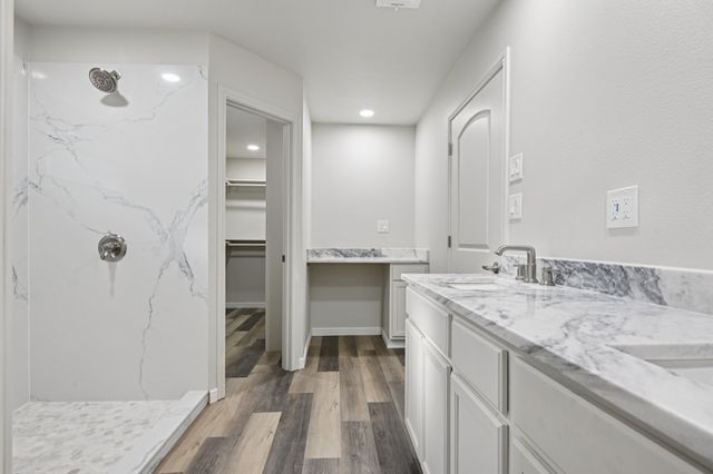 4801 W Wedgefield Road, Granbury, TX 76049