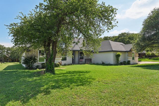 4801 W Wedgefield Road, Granbury, TX 76049
