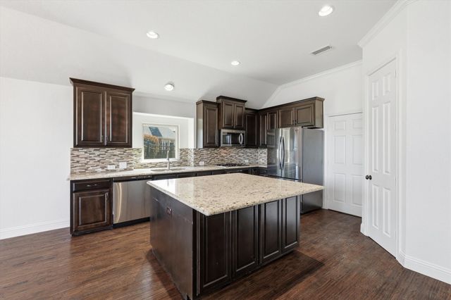 432 Bent Creek Cove, Argyle, TX 76226