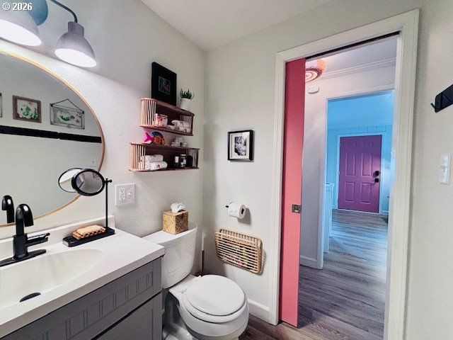 1317 7TH St, Florence, OR 97439