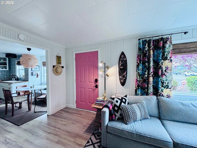 1317 7TH St, Florence, OR 97439