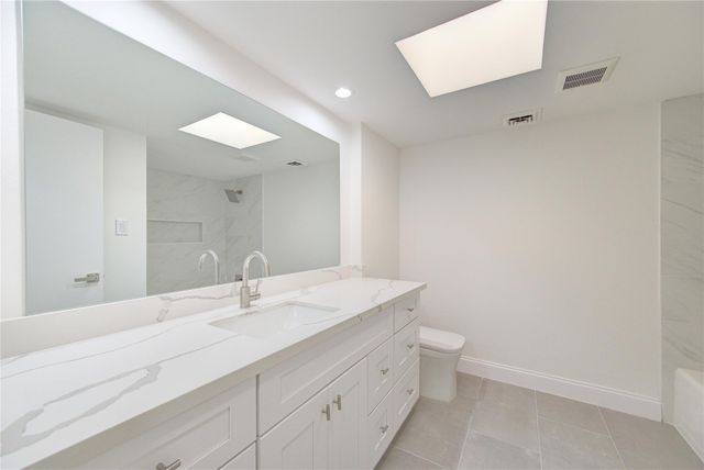 50 Saddlebrook Lane, Houston, TX 77024