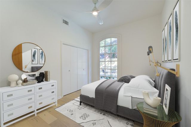 50 Saddlebrook Lane, Houston, TX 77024